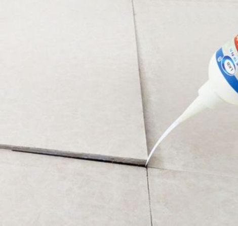 瓦房店瓷砖空鼓维修公司分享卫生间瓷砖脱落的原因可能有以下几点